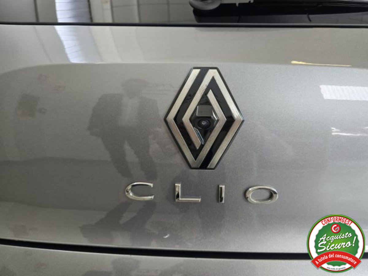 Renault Clio TCe 90 CV 5 porte Techno (8)