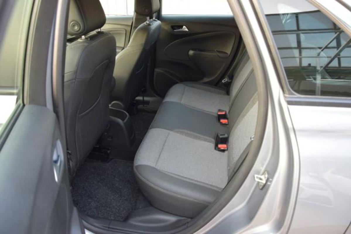 Opel Crossland 1.5 ECOTEC D 120 CV Start&Stop aut. Elegance (8)