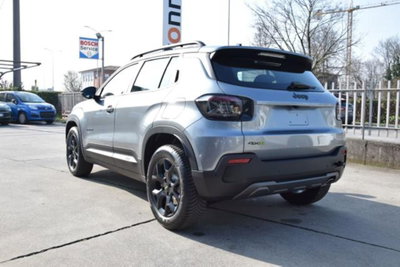 Jeep Avenger 1.2 turbo e-hybrid mhev Upland 4xe 145cv edct6 (4)