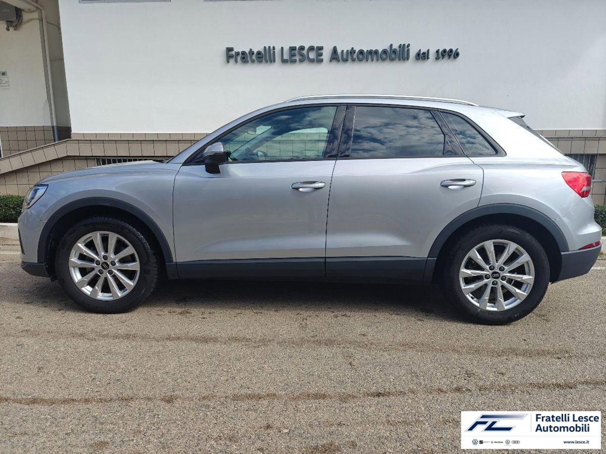 Audi Q3 35 2.0 tdi Business Advanced s-tronic (5)