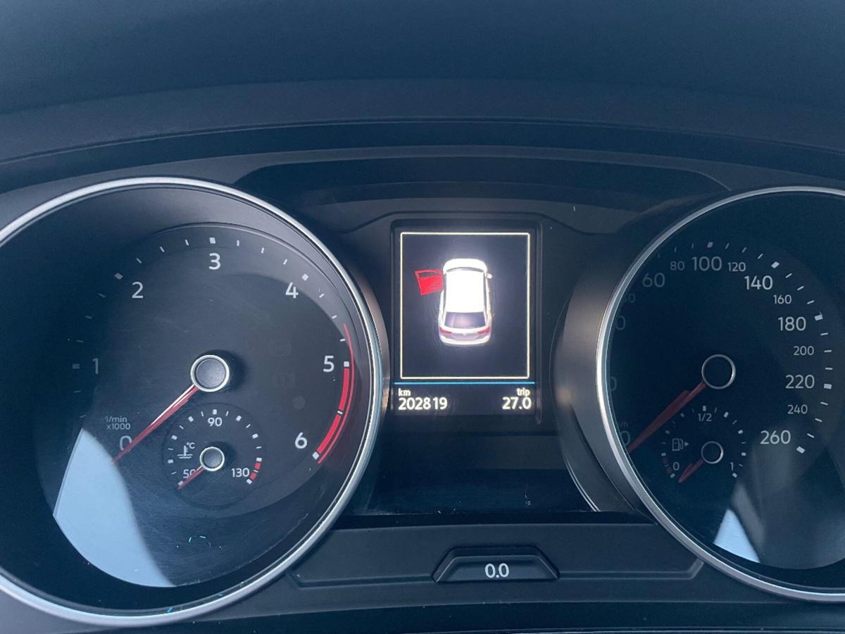 Volkswagen Tiguan 1.6 TDI SCR Style BlueMotion Technology (13)