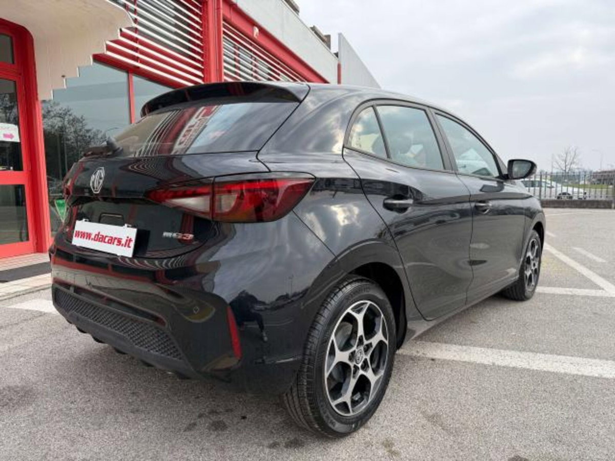 Mg MG3 1.5 Standard (11)