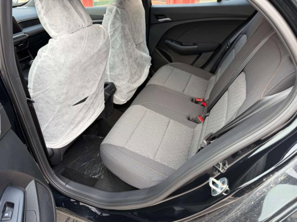 Mg MG3 1.5 Standard (4)