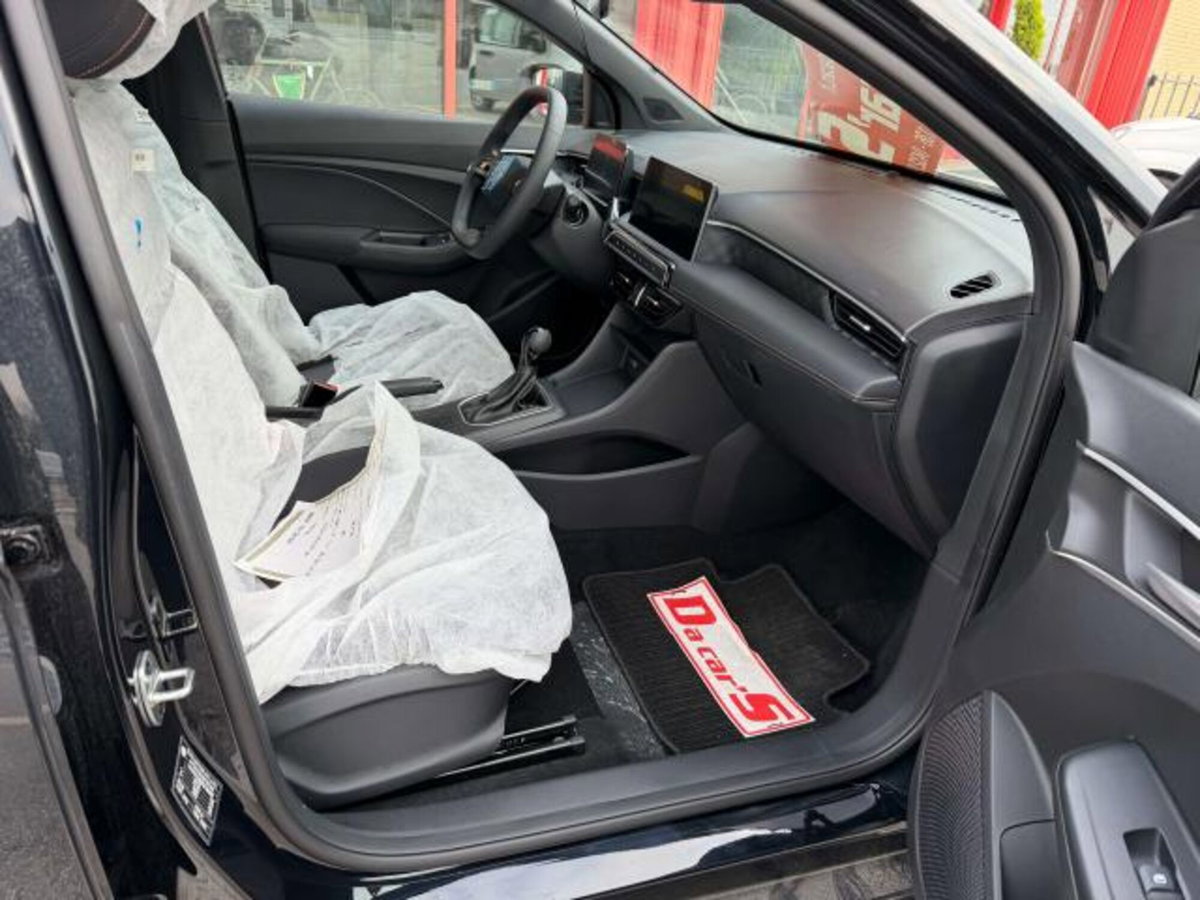 Mg MG3 1.5 Standard (8)