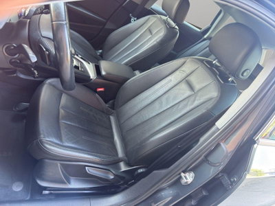 Audi A4 Avant 2.0 TDI 150 CV ultra S tronic Sport (11)