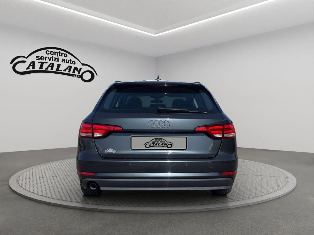 Audi A4 Avant 2.0 TDI 150 CV ultra S tronic Sport (4)