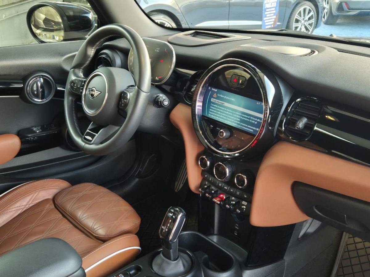 MINI Mini 2.0 John Cooper Works (2)