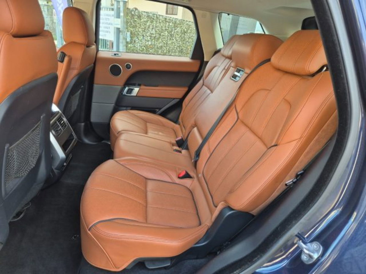 Land Rover Range Rover Sport 3.0 SDV6 HSE Dynamic (10)