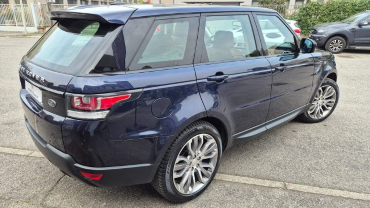 Land Rover Range Rover Sport 3.0 SDV6 HSE Dynamic (5)