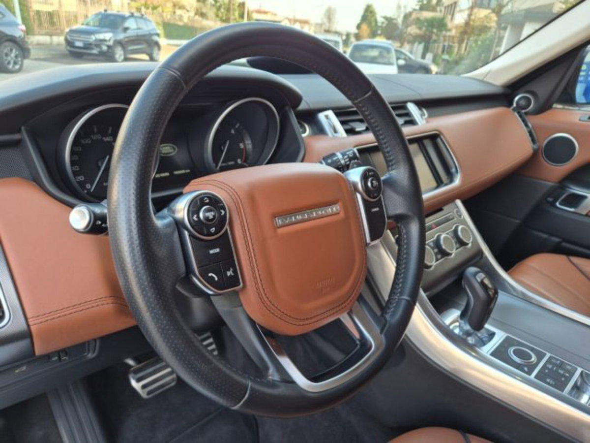 Land Rover Range Rover Sport 3.0 SDV6 HSE Dynamic (8)