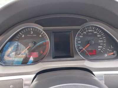 Audi A6 Avant 3.0 V6 TDI quattro tiptronic (18)