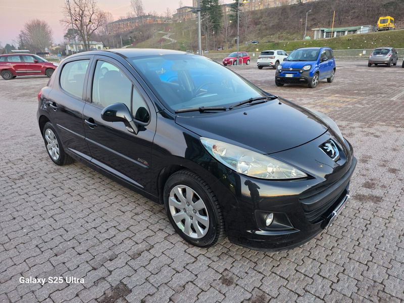 Peugeot 207 8V 75CV 3p. ONE Line