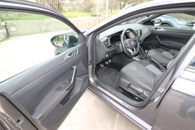 Volkswagen Taigo 1.0 TSI 110 CV DSG R-Line (16)