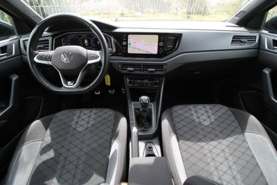 Volkswagen Taigo 1.0 TSI 110 CV DSG R-Line (8)