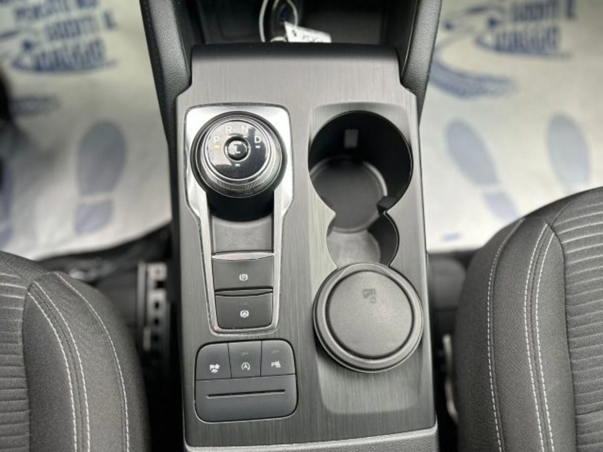 Ford Kuga 1.5 EcoBlue 120 CV aut. 2WD Titanium X (10)