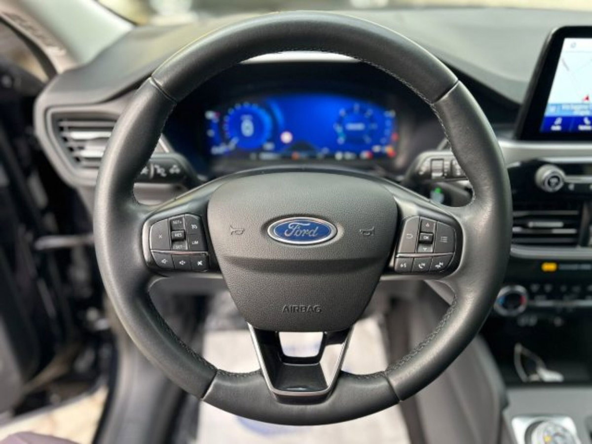 Ford Kuga 1.5 EcoBlue 120 CV aut. 2WD Titanium X (9)