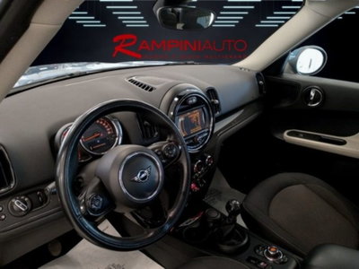 MINI Mini Countryman 1.5 One D Essential Countryman (15)