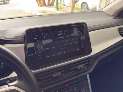 Volkswagen T-Roc 2.0 tdi Life 150cv dsg (11)