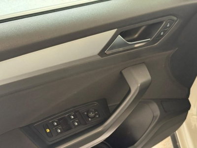 Volkswagen T-Roc 2.0 tdi Life 150cv dsg (16)