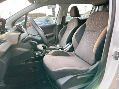 Peugeot 2008 75 Active (10)