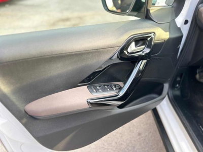 Peugeot 2008 75 Active (9)