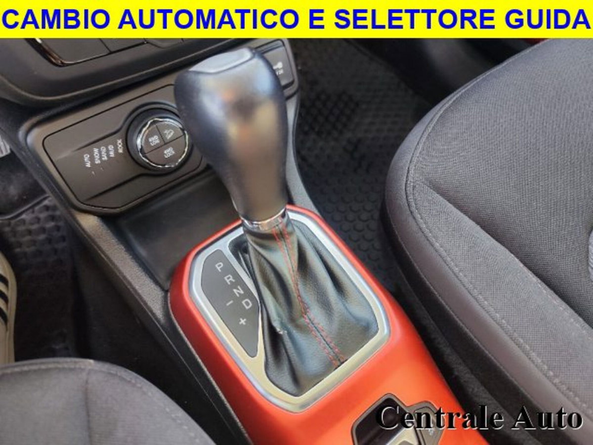 Jeep Renegade 2.0 Mjt 170CV 4WD Active Drive Low Trailhawk (8)