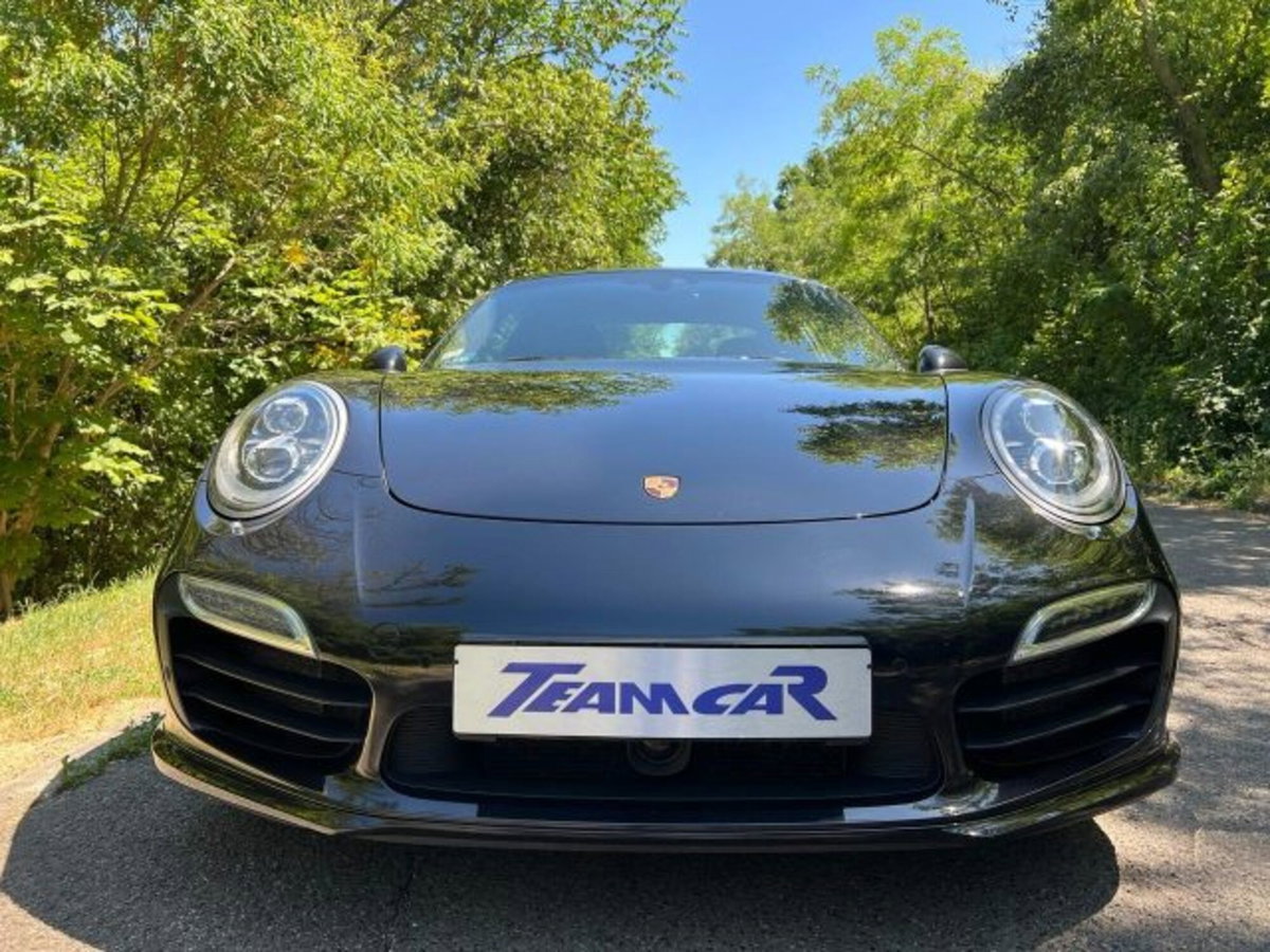 Porsche 911 Coupé 3.8 Turbo S (2)