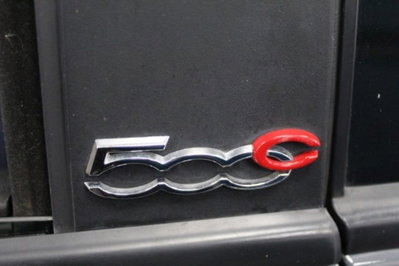 Fiat 500 1.0 Hybrid Club (2)