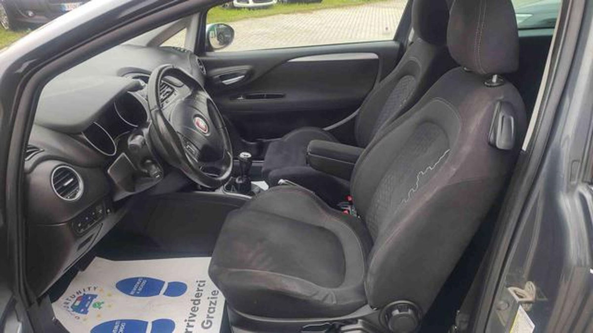 Fiat Punto 1.4 S&S 8V 3 porte Lounge (11)