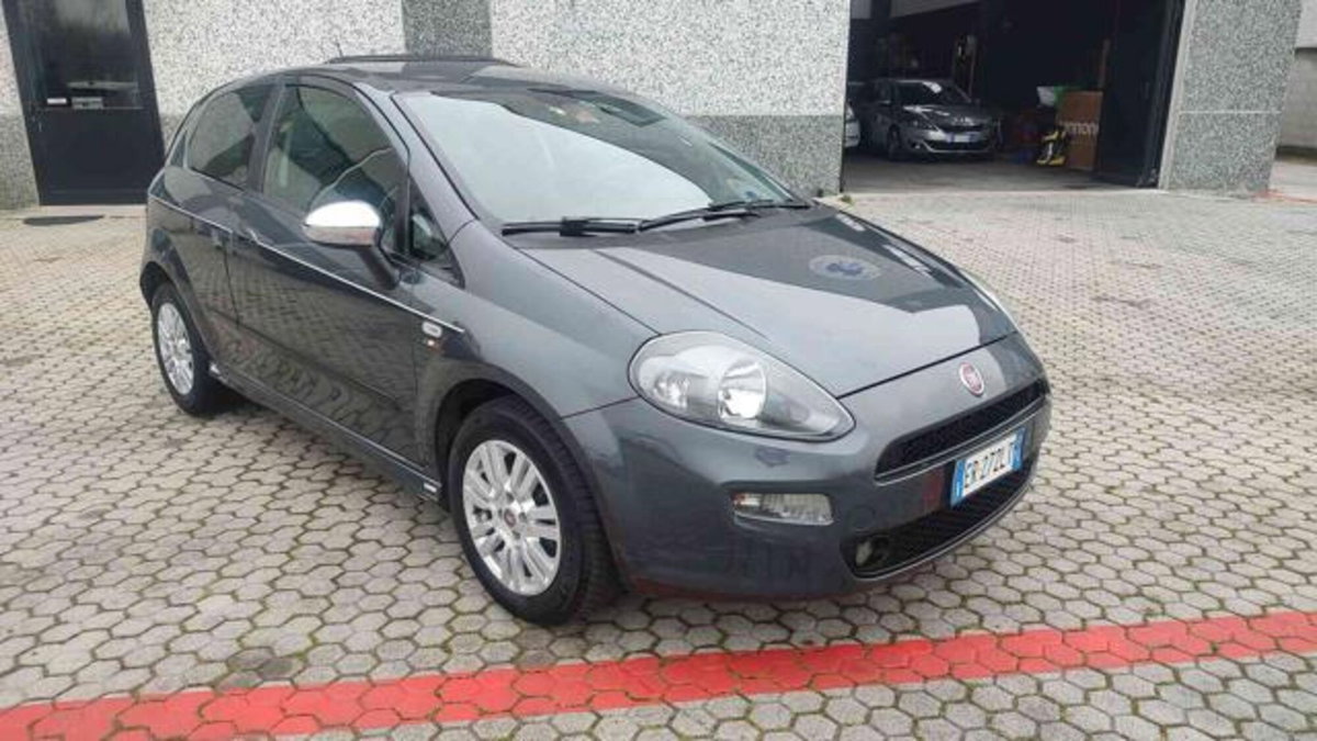 Fiat Punto 1.4 S&S 8V 3 porte Lounge (7)
