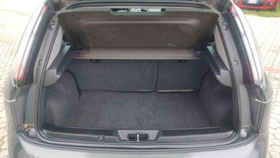 Fiat Punto 1.4 S&S 8V 3 porte Lounge (9)