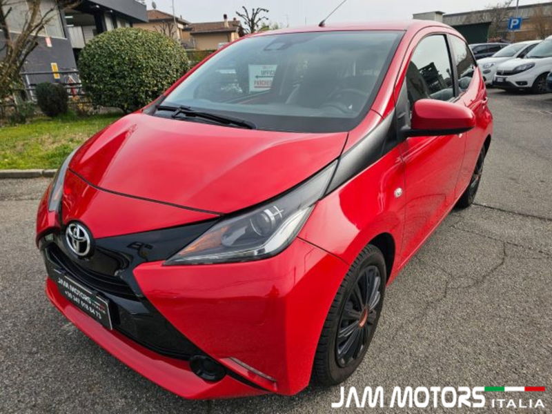 Toyota Aygo 1.0 VVT-i 69 CV 5 porte x-play TSS