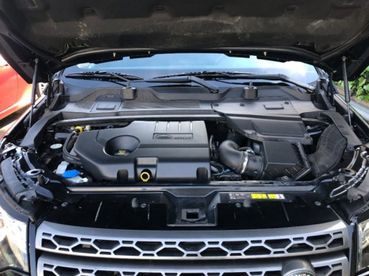 Land Rover Discovery Sport 2.0 eD4 150 CV 2WD SE (18)
