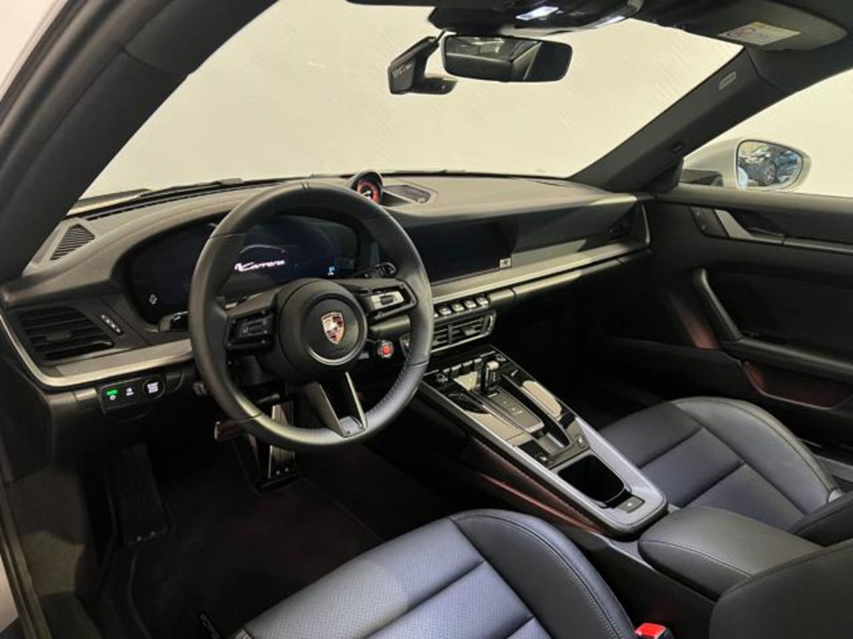 Porsche 911 Coupé 3.0 Carrera 394cv auto (11)