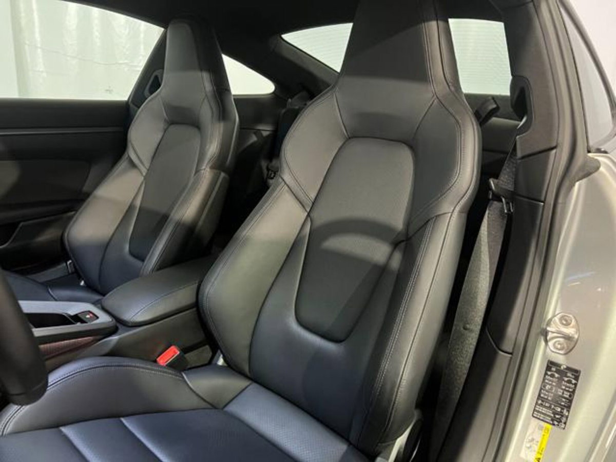 Porsche 911 Coupé 3.0 Carrera 394cv auto (12)