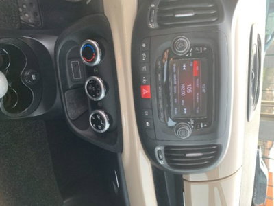 Fiat 500L 1.4 T-Jet 120 CV Lounge (15)