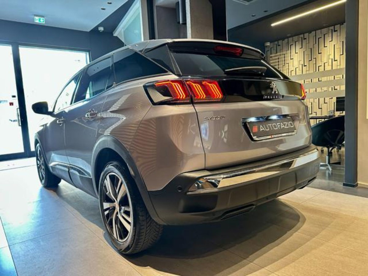 Peugeot 3008 BlueHDi 130 S&S EAT8 Allure Pack (4)
