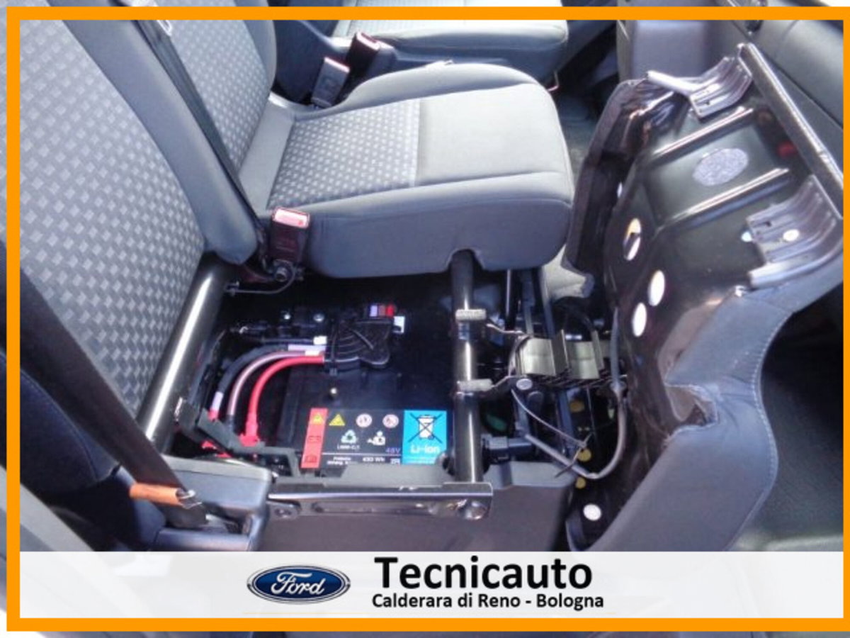 Ford Transit Custom Furgone 320 2.0 EcoBlue Hybrid 170 PL Combi Trend (16)