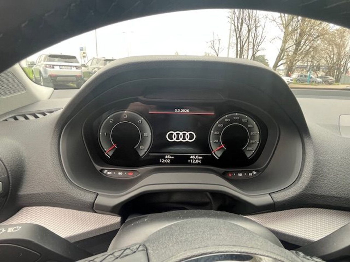 Audi Q2 Q2 35 TDI S tronic Business (12)