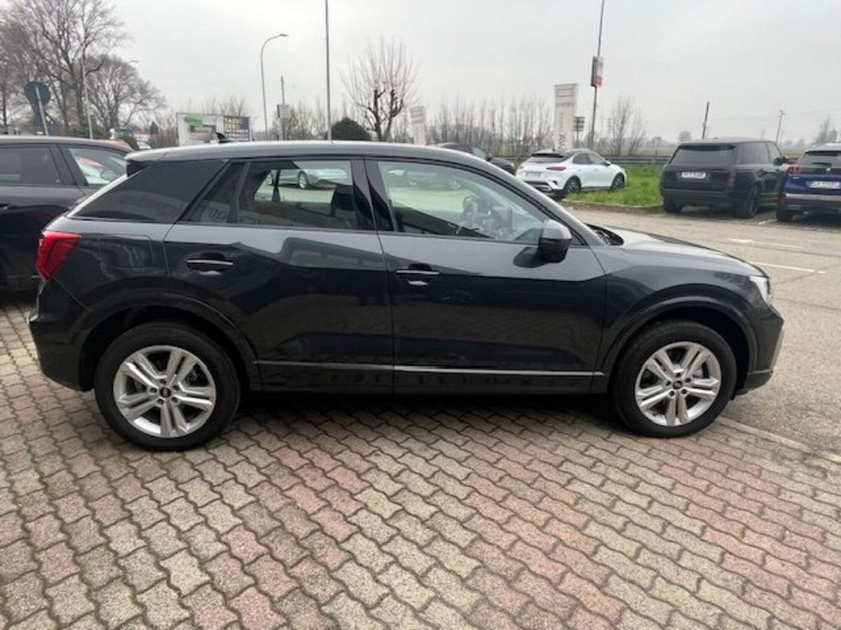 Audi Q2 Q2 35 TDI S tronic Business (4)