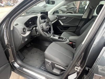 Audi Q2 Q2 35 TDI S tronic Business (8)