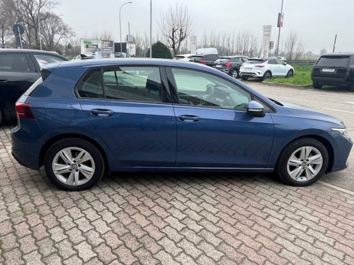 Volkswagen Golf 2.0 TDI SCR Life (3)