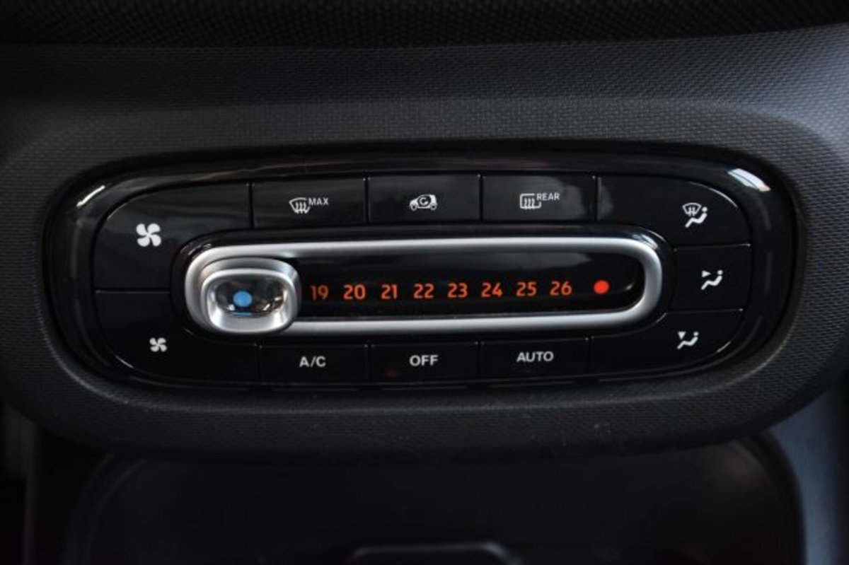 smart Fortwo Cabrio EQ cabrio Passion (14)