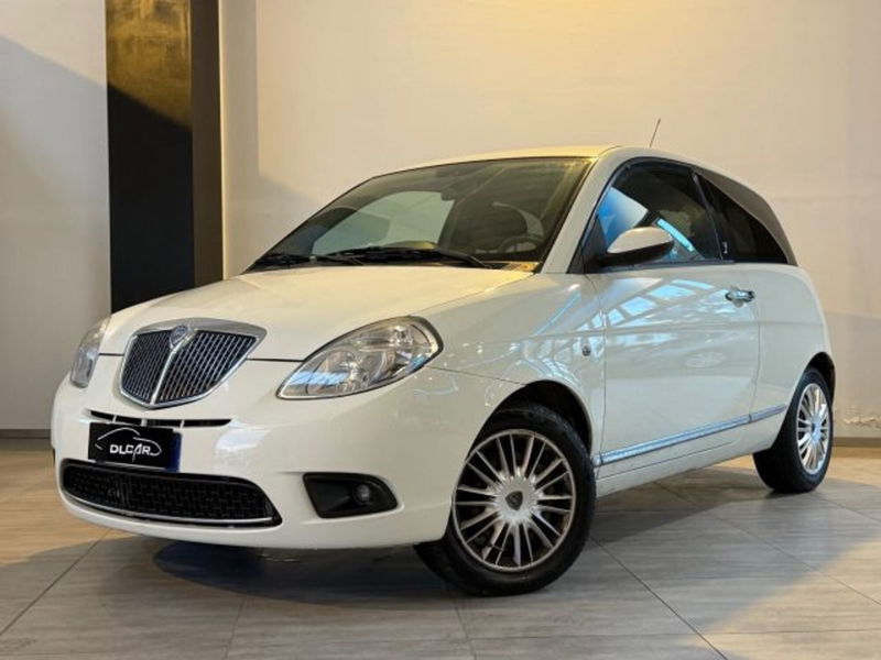Lancia Ypsilon 1.2 Versus