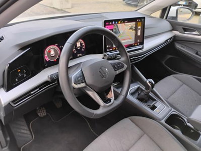 Volkswagen Golf 2.0 TDI SCR Life (10)