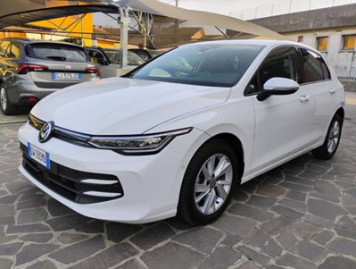 Volkswagen Golf 2.0 TDI SCR Life (7)