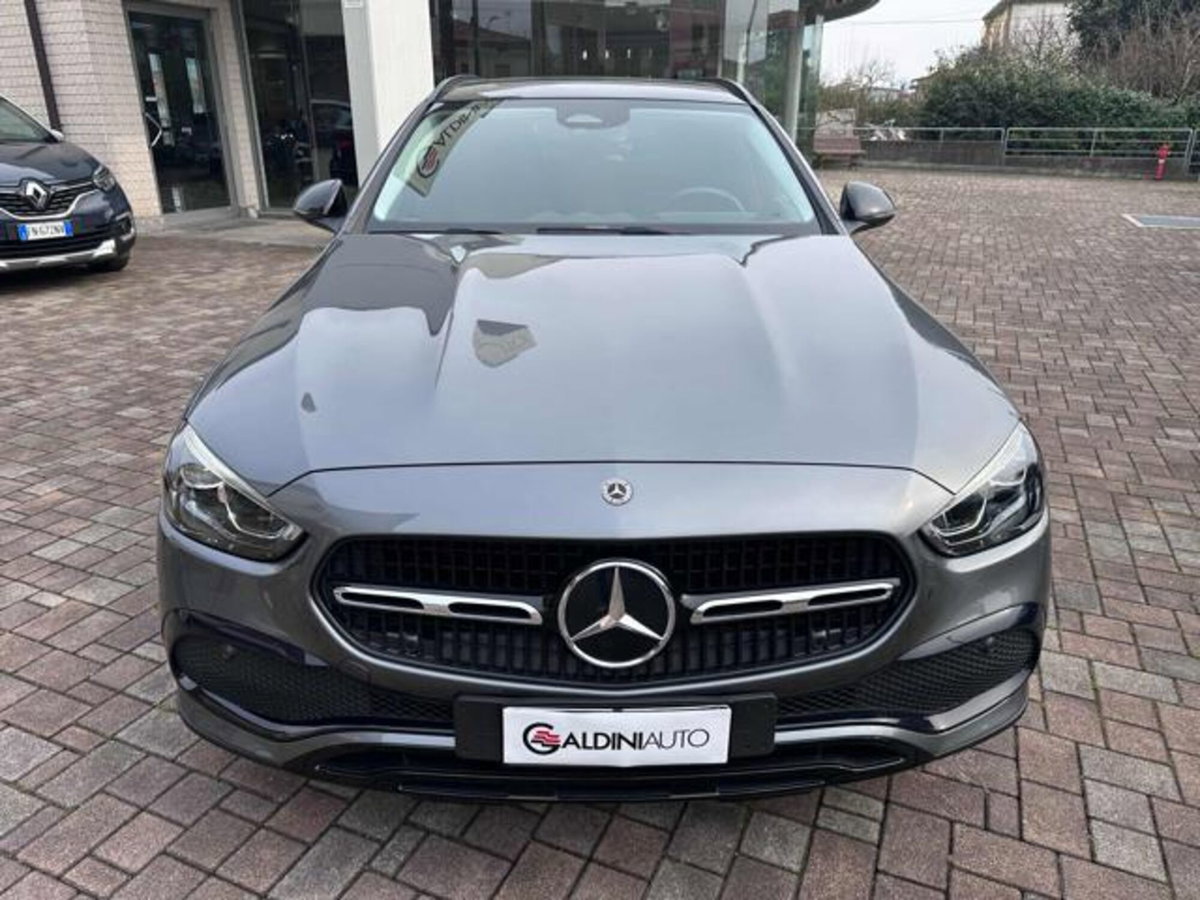 Mercedes-Benz Classe C Station Wagon 220 d Mild hybrid 4Matic Premium Pro All-Terrain (19)