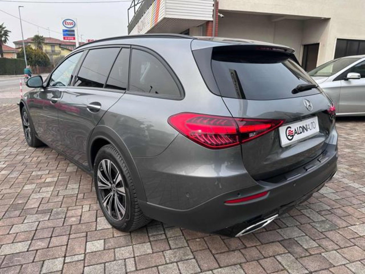 Mercedes-Benz Classe C Station Wagon 220 d Mild hybrid 4Matic Premium Pro All-Terrain (9)