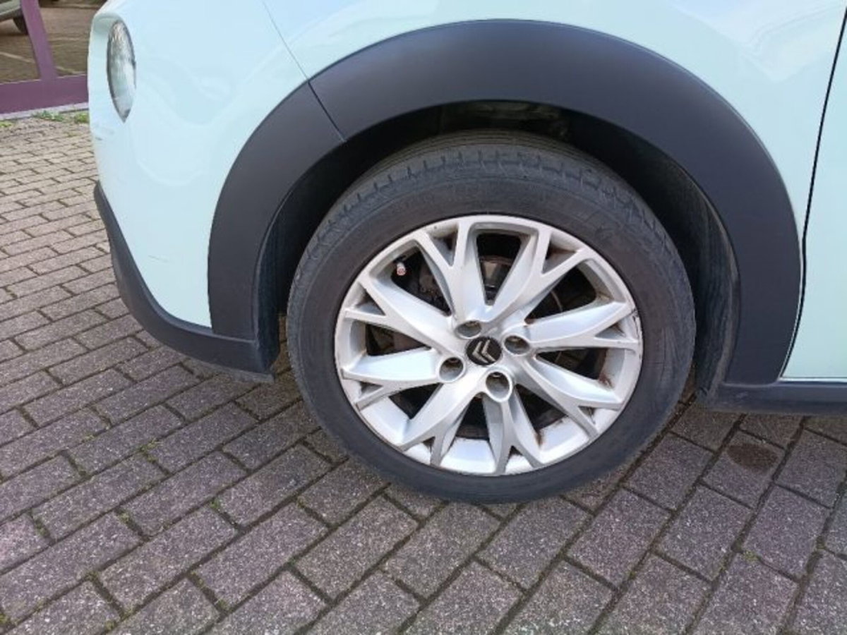 Citroen C3 PureTech 82 Shine (9)