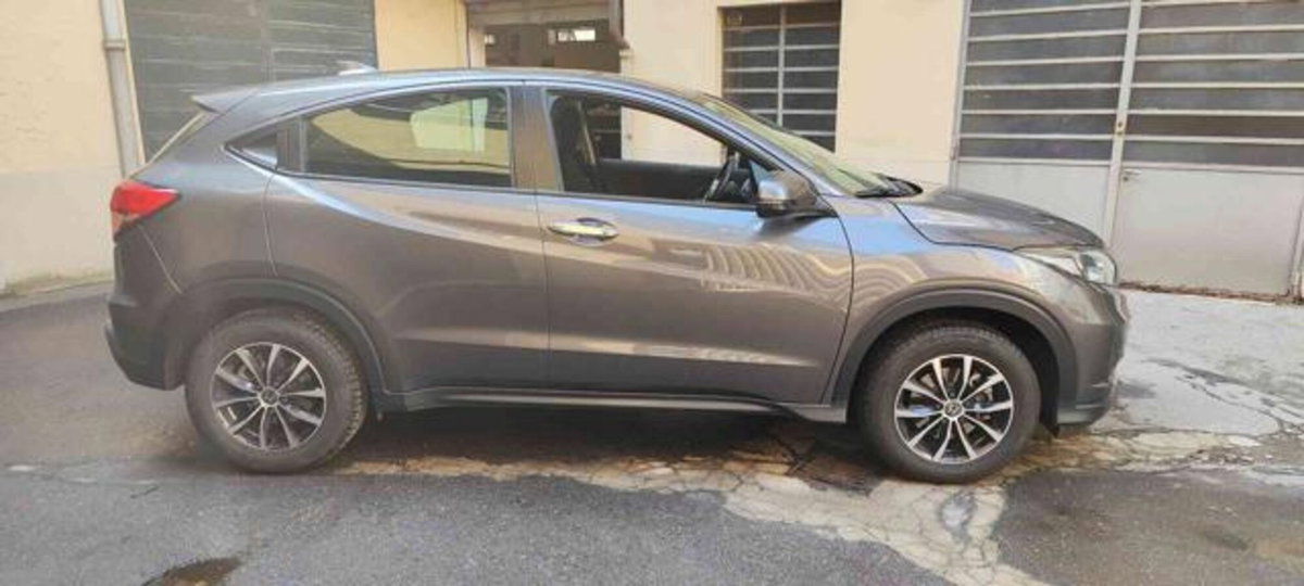 Honda HR-V 1.5 i-VTEC CVT Elegance Connect ADAS (4)